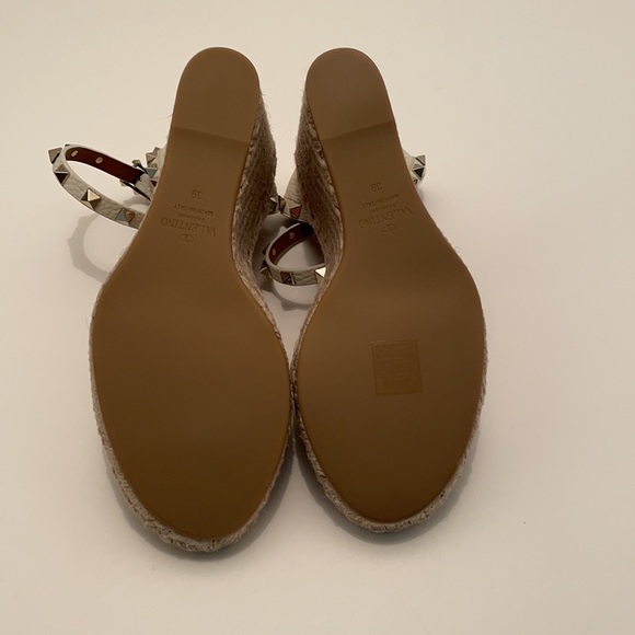 Valentino Rockstud Wedges Sandals Ivory Size 9 - Picture 5 of 14